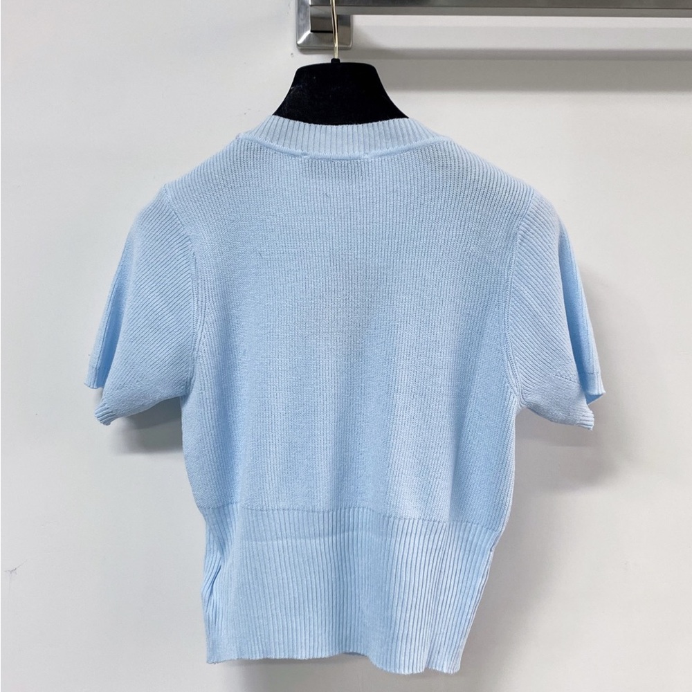 MIUMIU Women's Knitted Sleeveless Vest - Picture 2 of 4